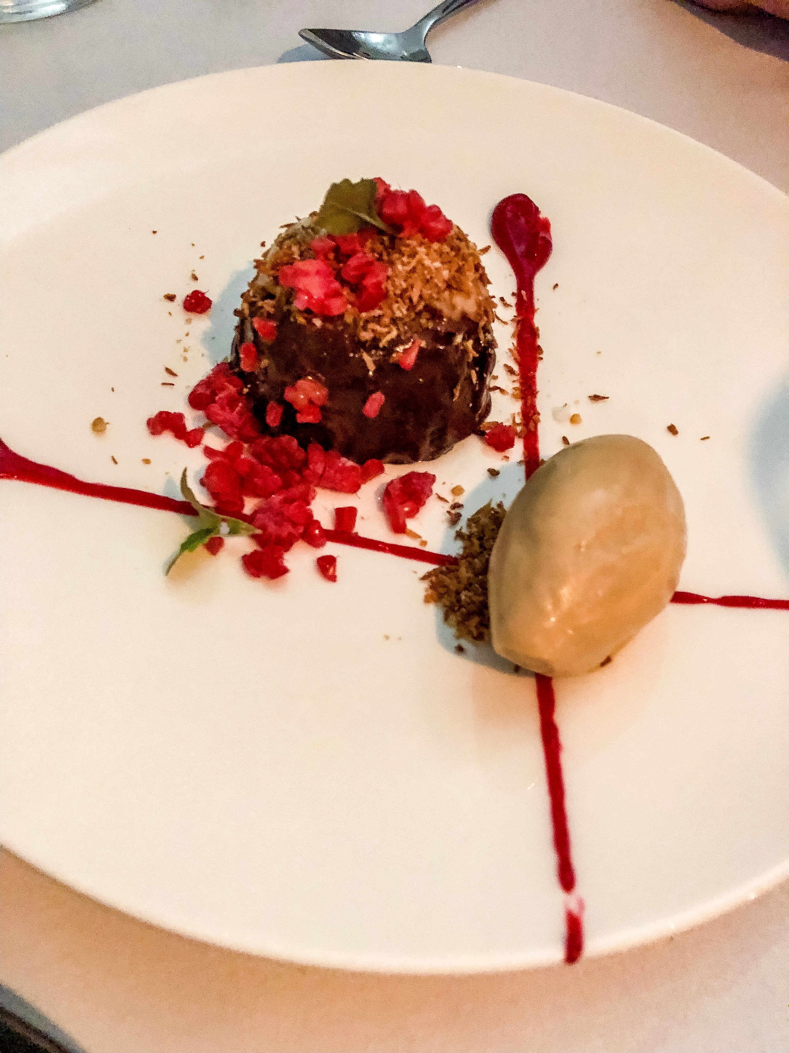 Hibiscus Fine Dining | Nicole Navigates