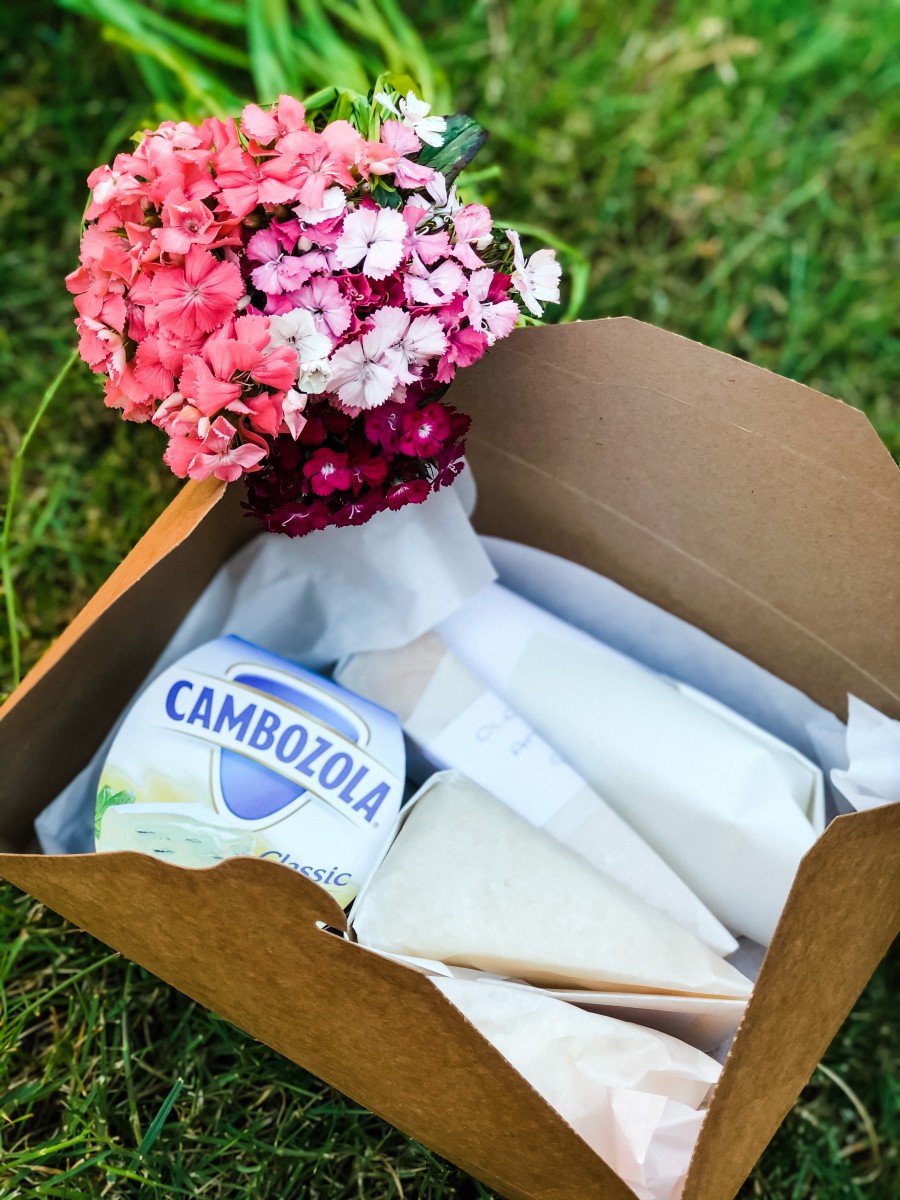 Absolutely Vintage Cheese Box | Nicole Navigates